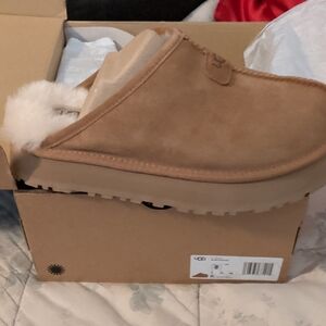 UGG Women's Tan Slippers